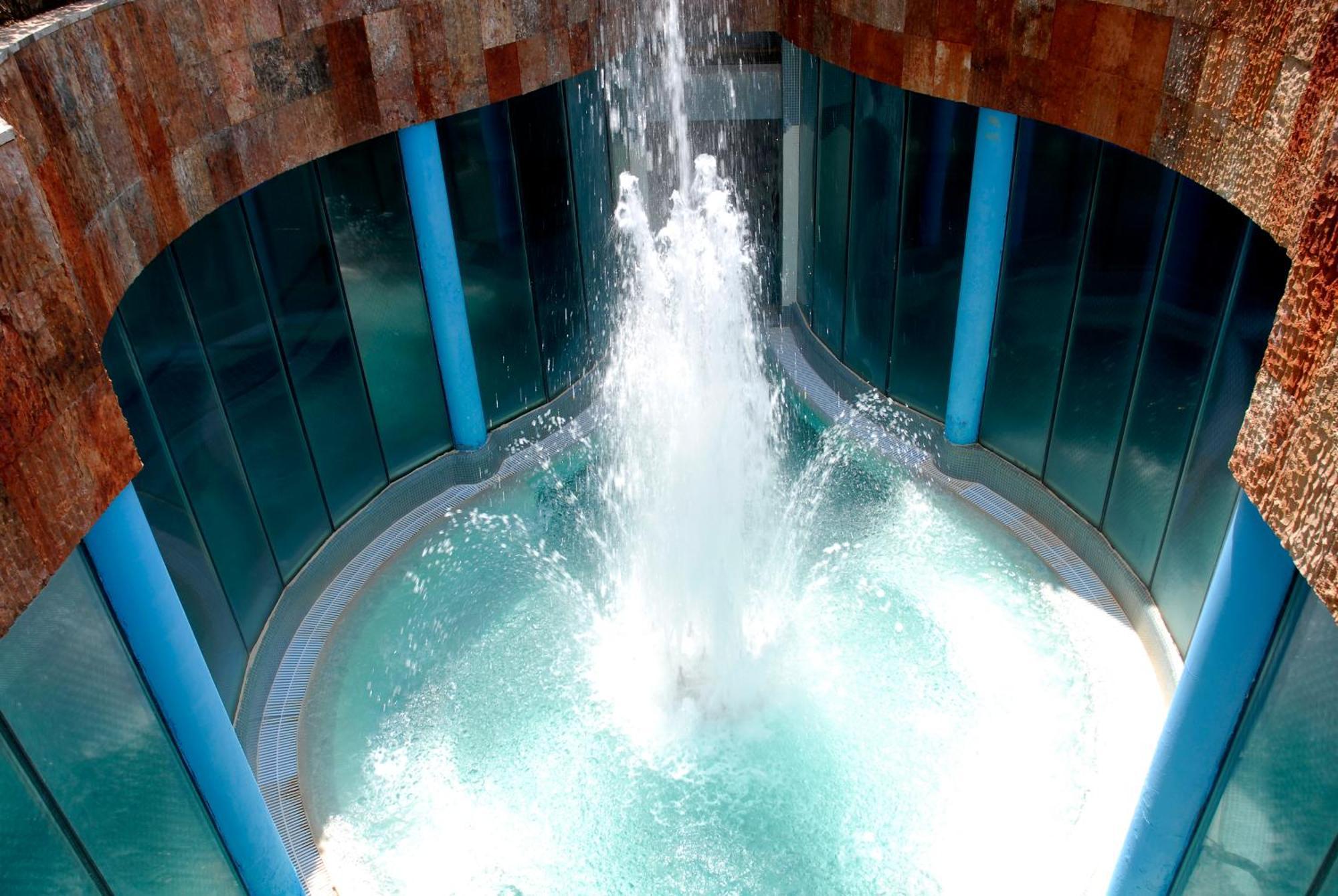 Double Room with Spa Access,615636080:JPEG